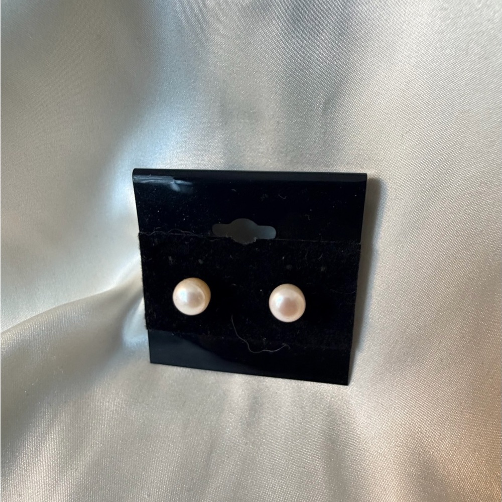 Elegant Off White Pearl Stud Earrings